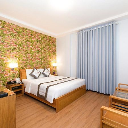 Reddoorz Yen Nam Hotel Hoang Van Thu Ho Si Minh-város Kültér fotó