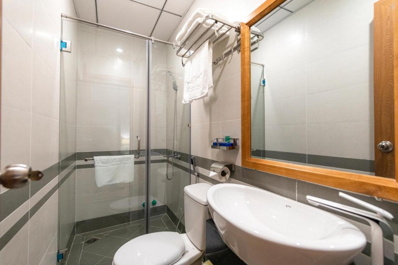 Reddoorz Yen Nam Hotel Hoang Van Thu Ho Si Minh-város Kültér fotó